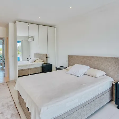 Appartement Spacious With Sea View *