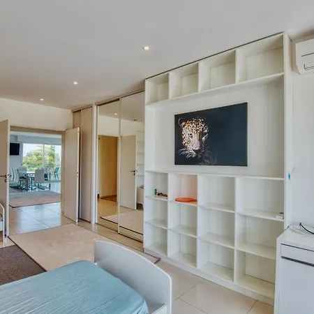 Spacious With Sea View